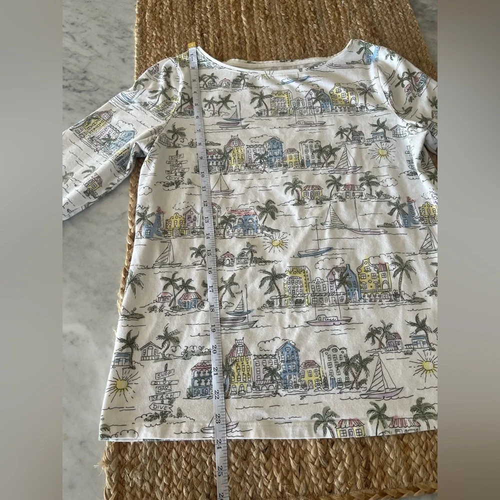 Cute Talbots coastal print tee 🌴 - Picture 8 of 8